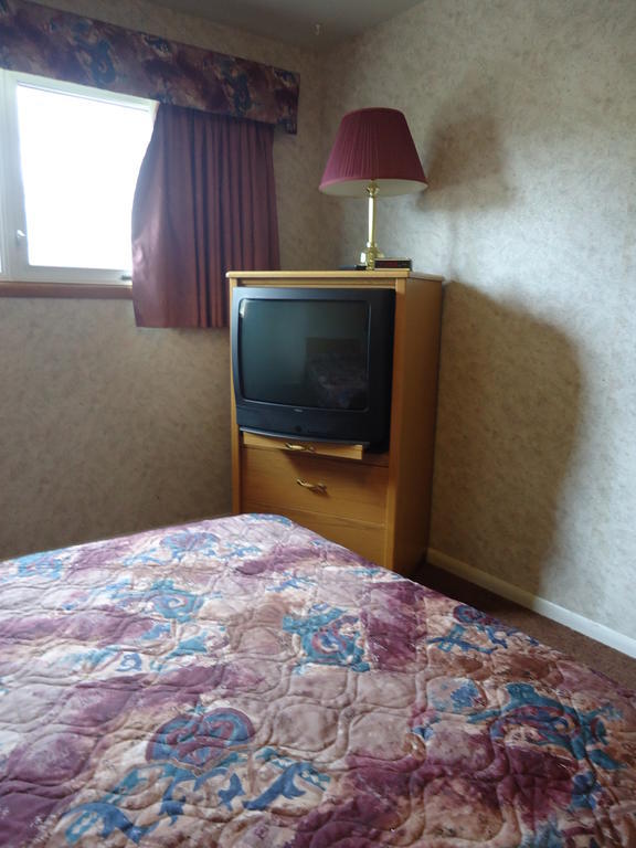 Lake-Vu Motel Kenora Bagian luar foto